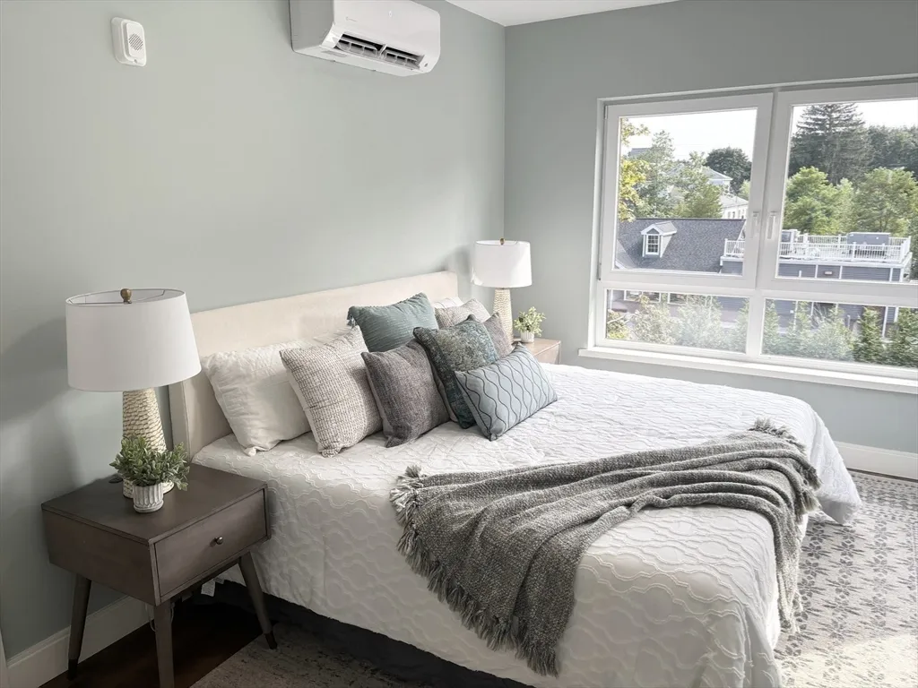 1391 Main St, Walpole