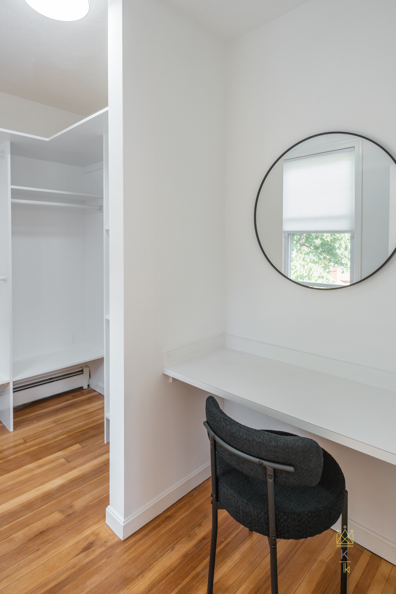 34 White Pl, White Place