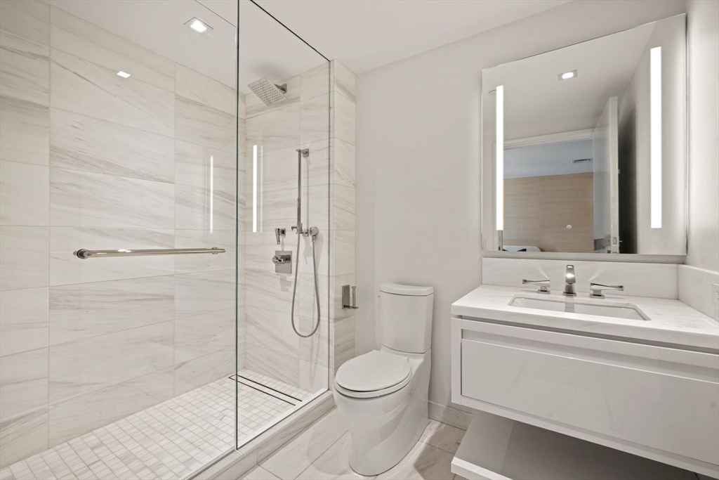 150 Seaport Boulevard, Seaport District