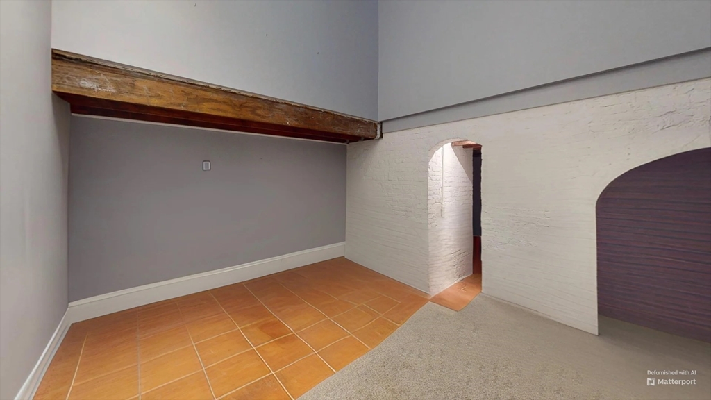 330 1/2 E St, South Boston