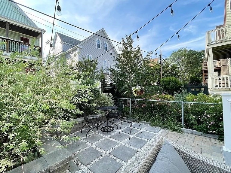 88 Josephine Ave, Ball Square