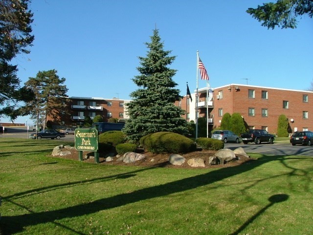400 Governors Park, Winthrop