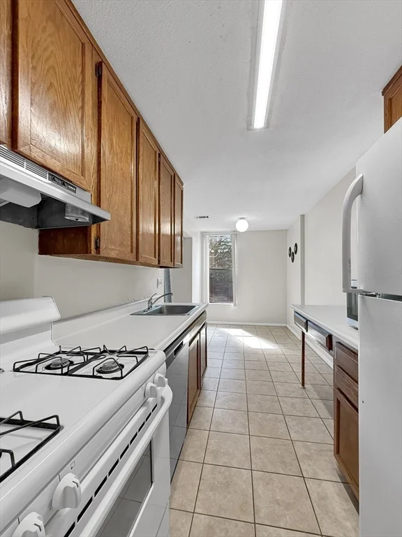 32 Shrewsbury Green Dr, Shrewsbury
