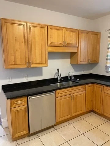 30 Sudan, Dorchester