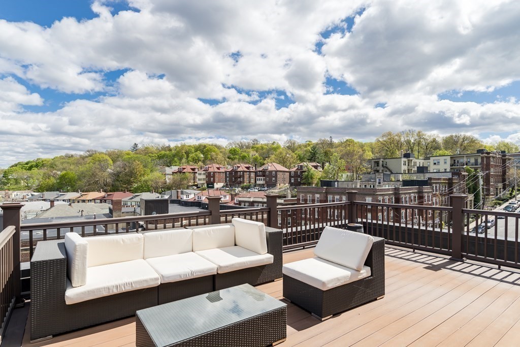 85 Brainerd Rd, Allston