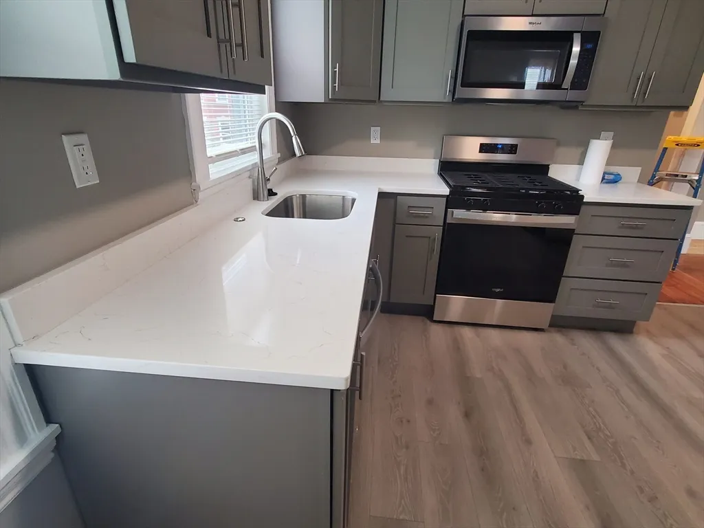 00 Pleasant St, Dorchester