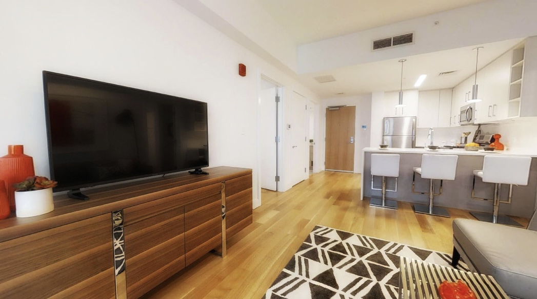 150 Camden St, Roxbury