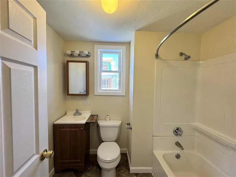 57 Bishop Allen Dr, The Port