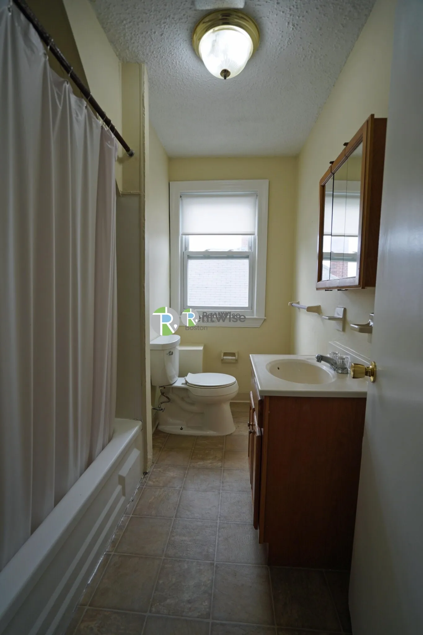80 Robbins St, South Side