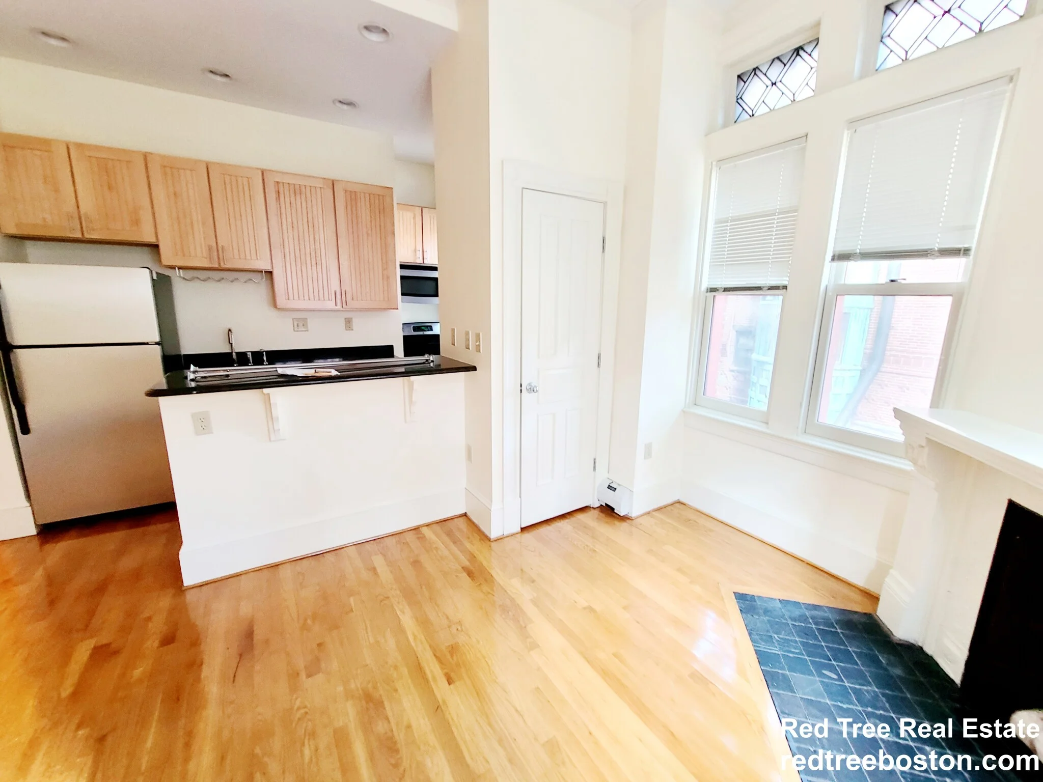 195 Commonwealth Ave, Back Bay
