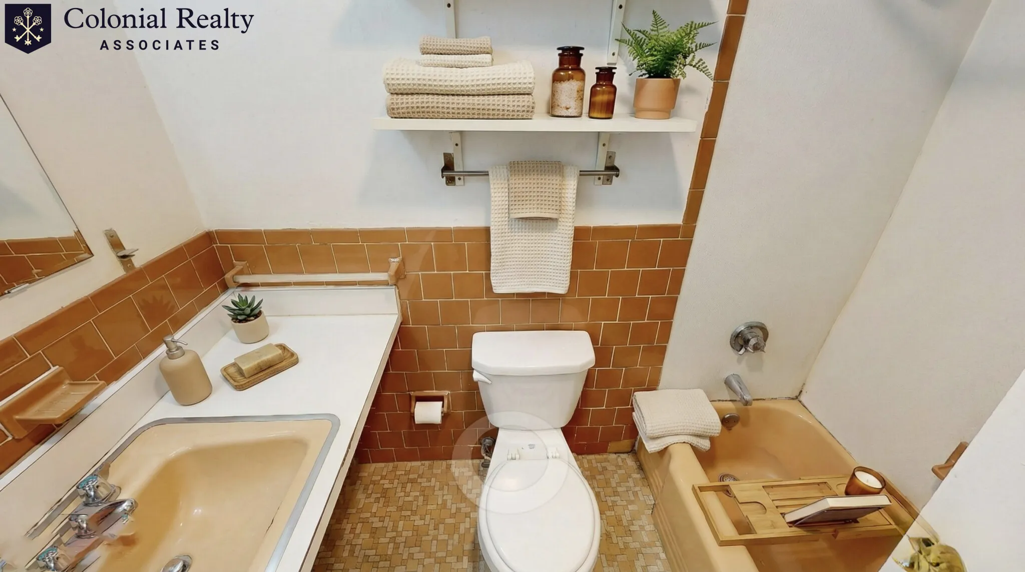 33 Lancaster Ter, Corey Hill