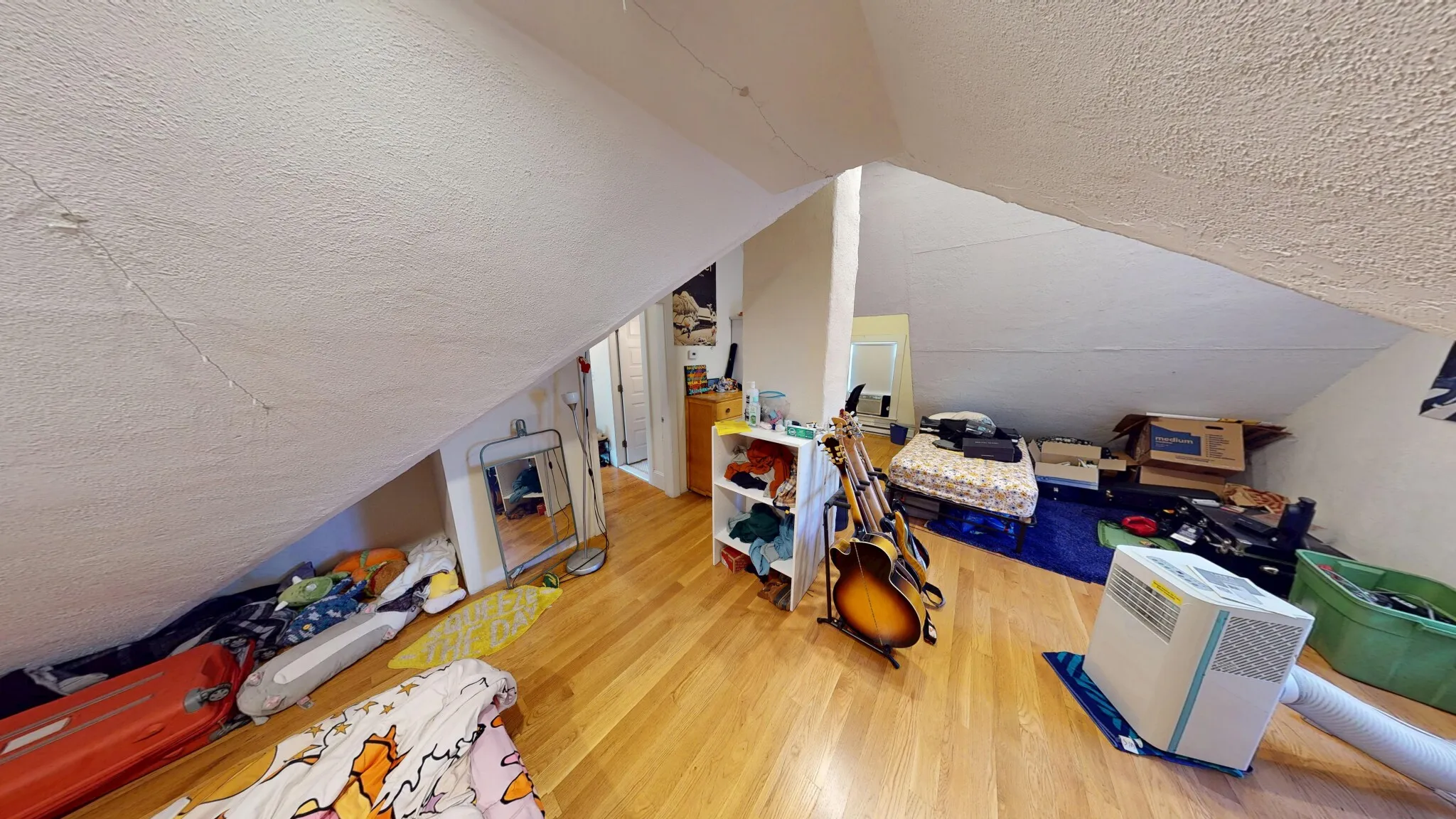 1 Woodstock Ave, Brighton