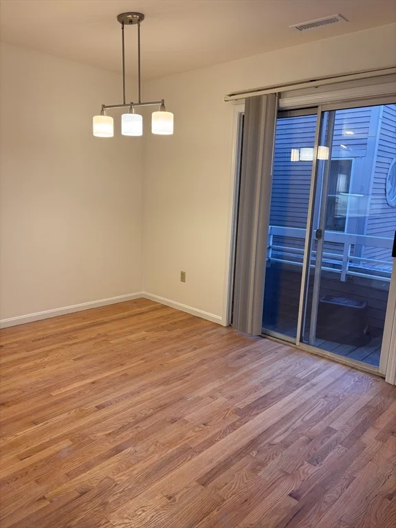 31 Henry St, Cambridgeport