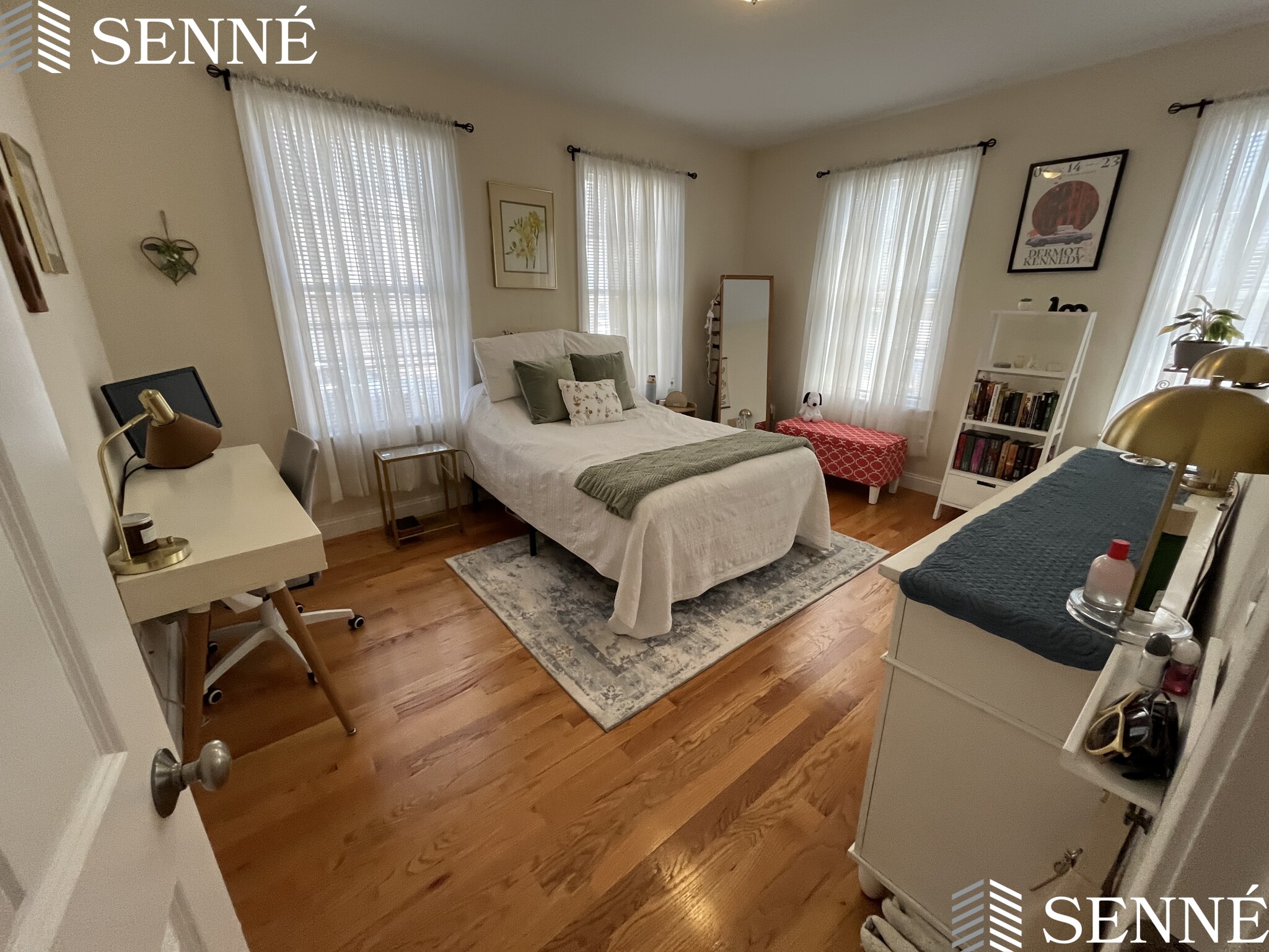 14 Flint St, East Somerville