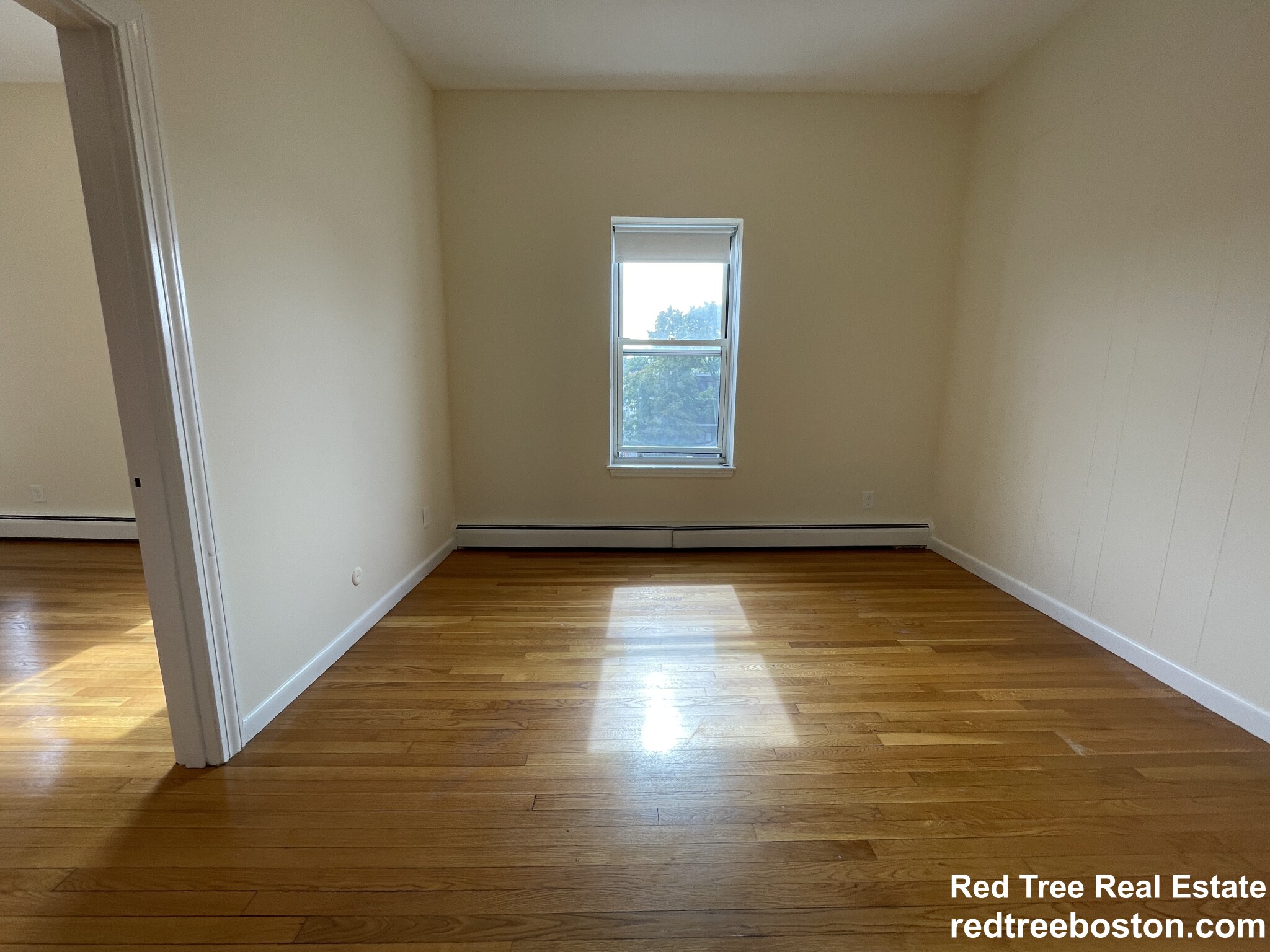 172 North Beacon St, Brighton