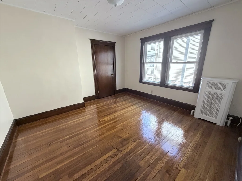 861 Fellsway, Medford