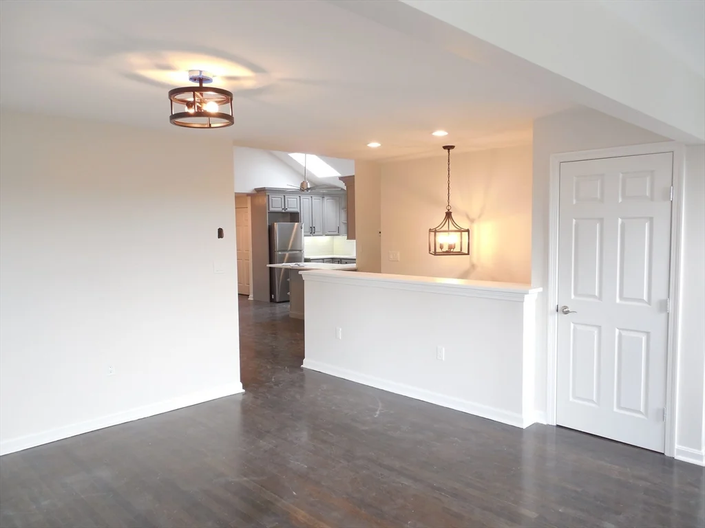 96 Walnut St, Mount Auburn