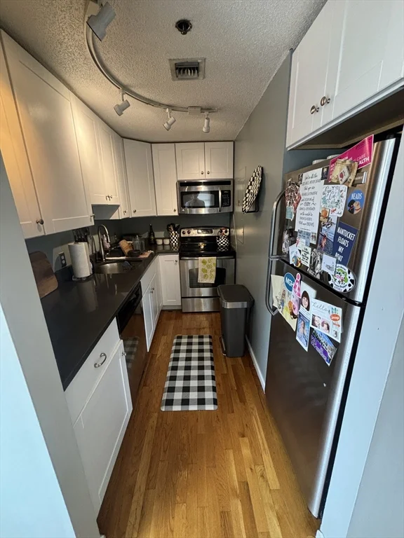 19 Main St, Charlestown