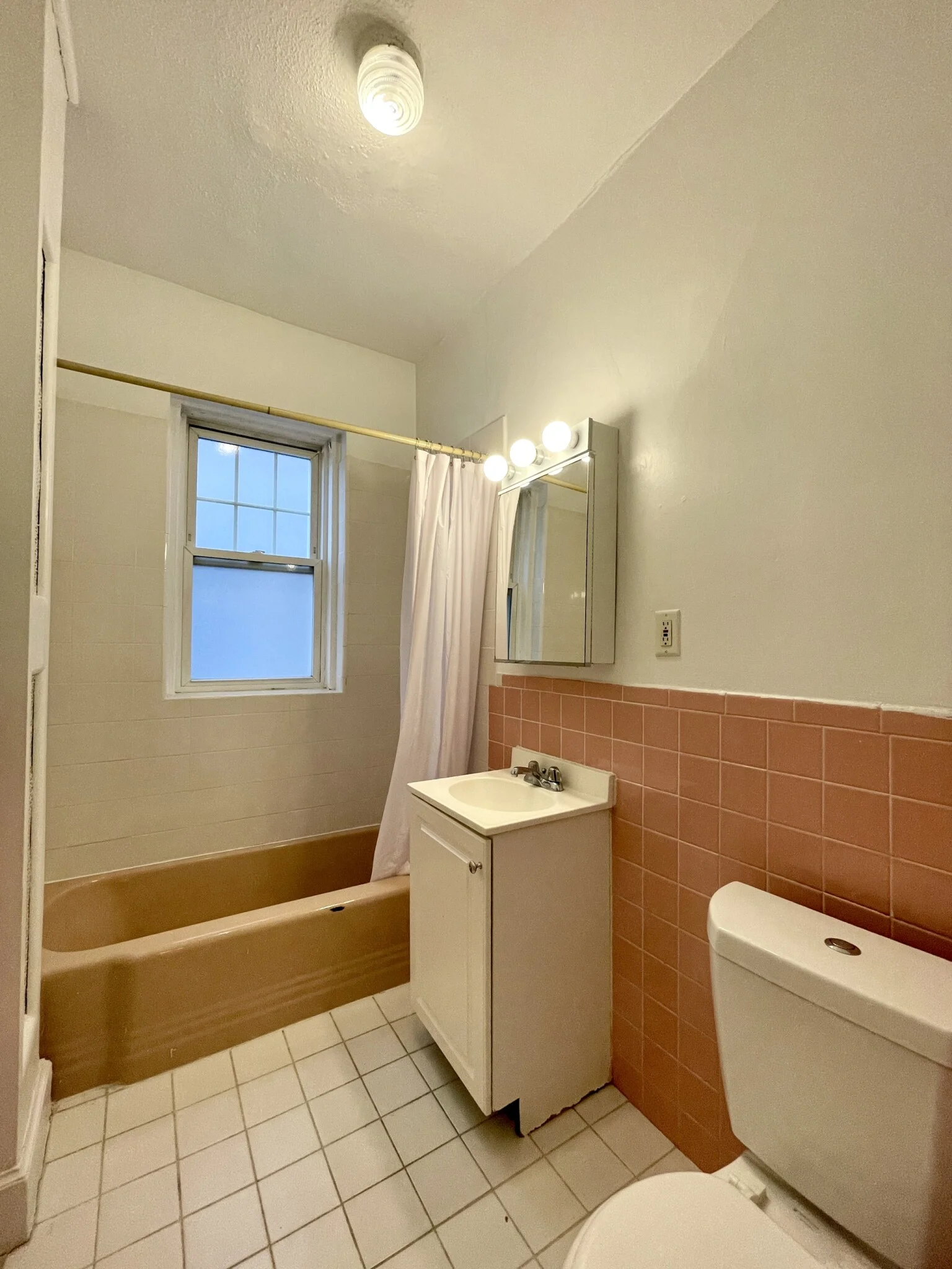 113 Kilsyth Rd, Brighton