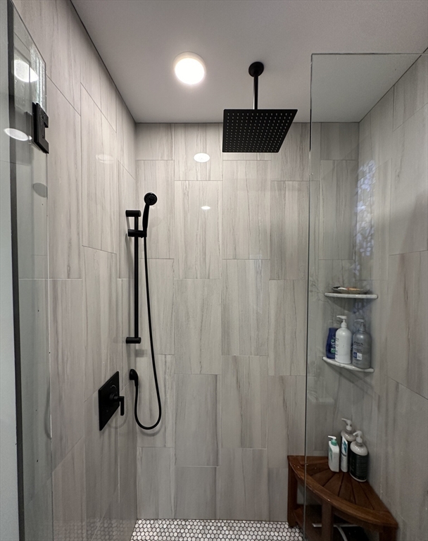 175 Gove St, East Boston