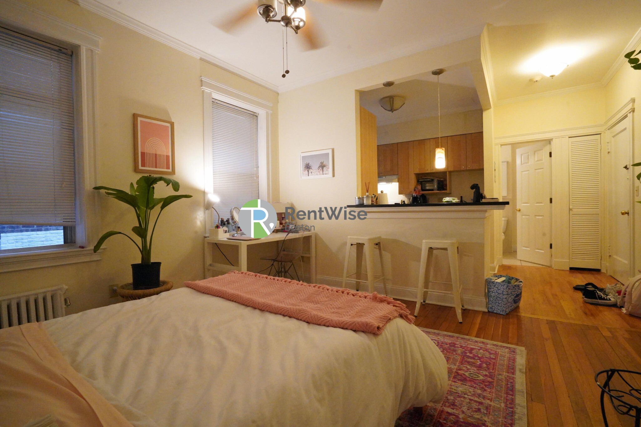 25 Queensberry St, Fenway