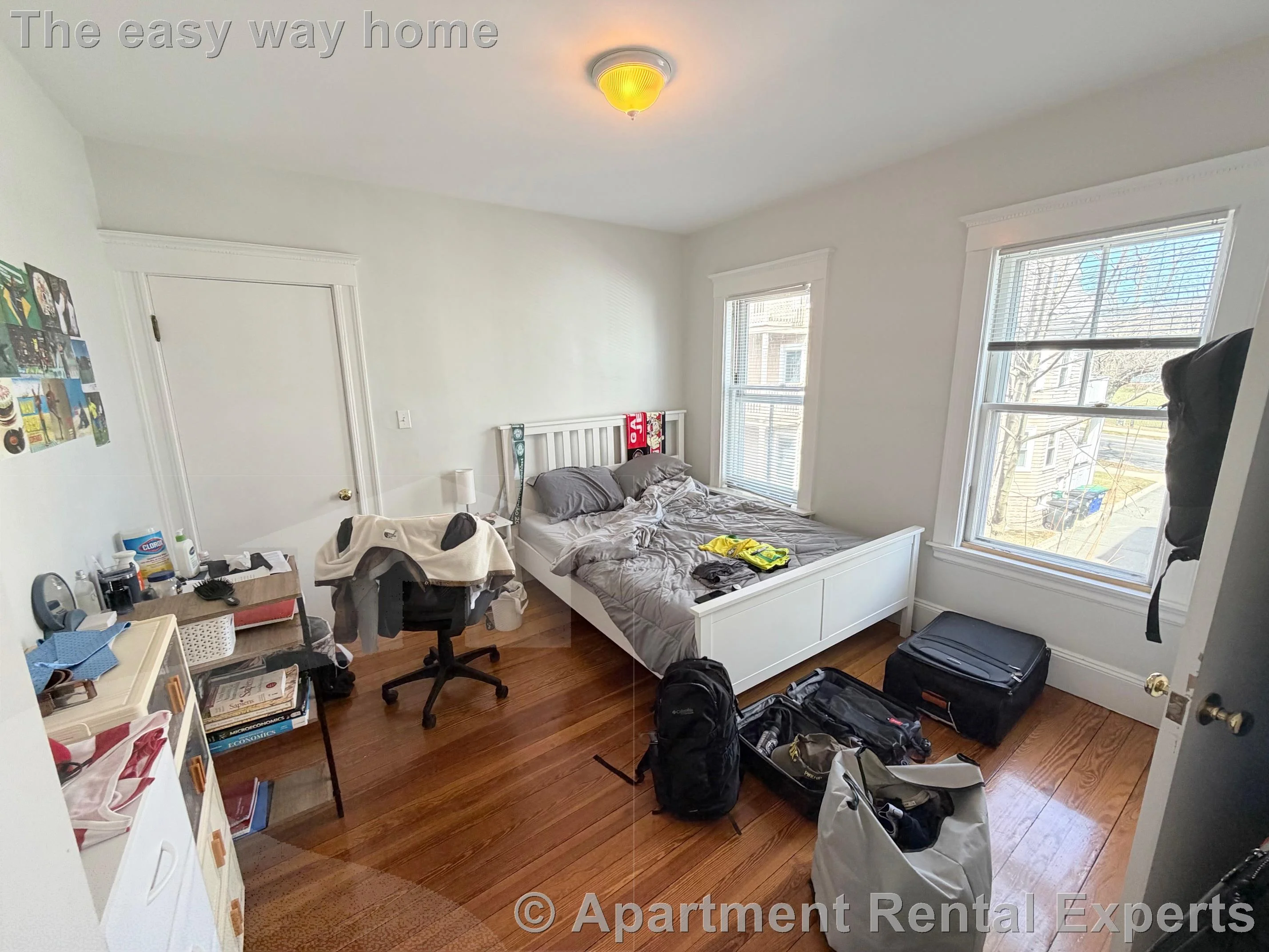 34 Leonard St, Tufts