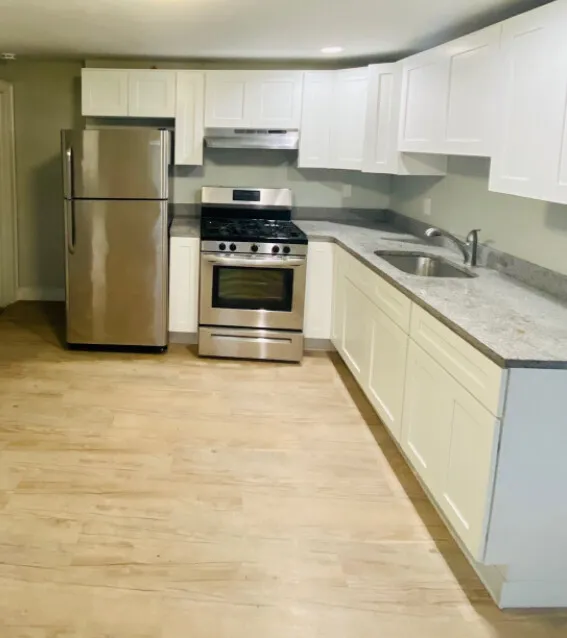 194 Sumner St, East Boston