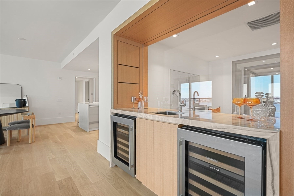 150 Seaport Boulevard, Seaport District