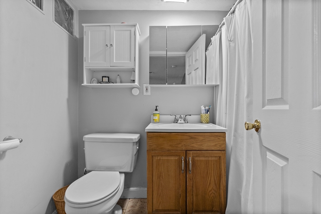 11 Gates, South Boston