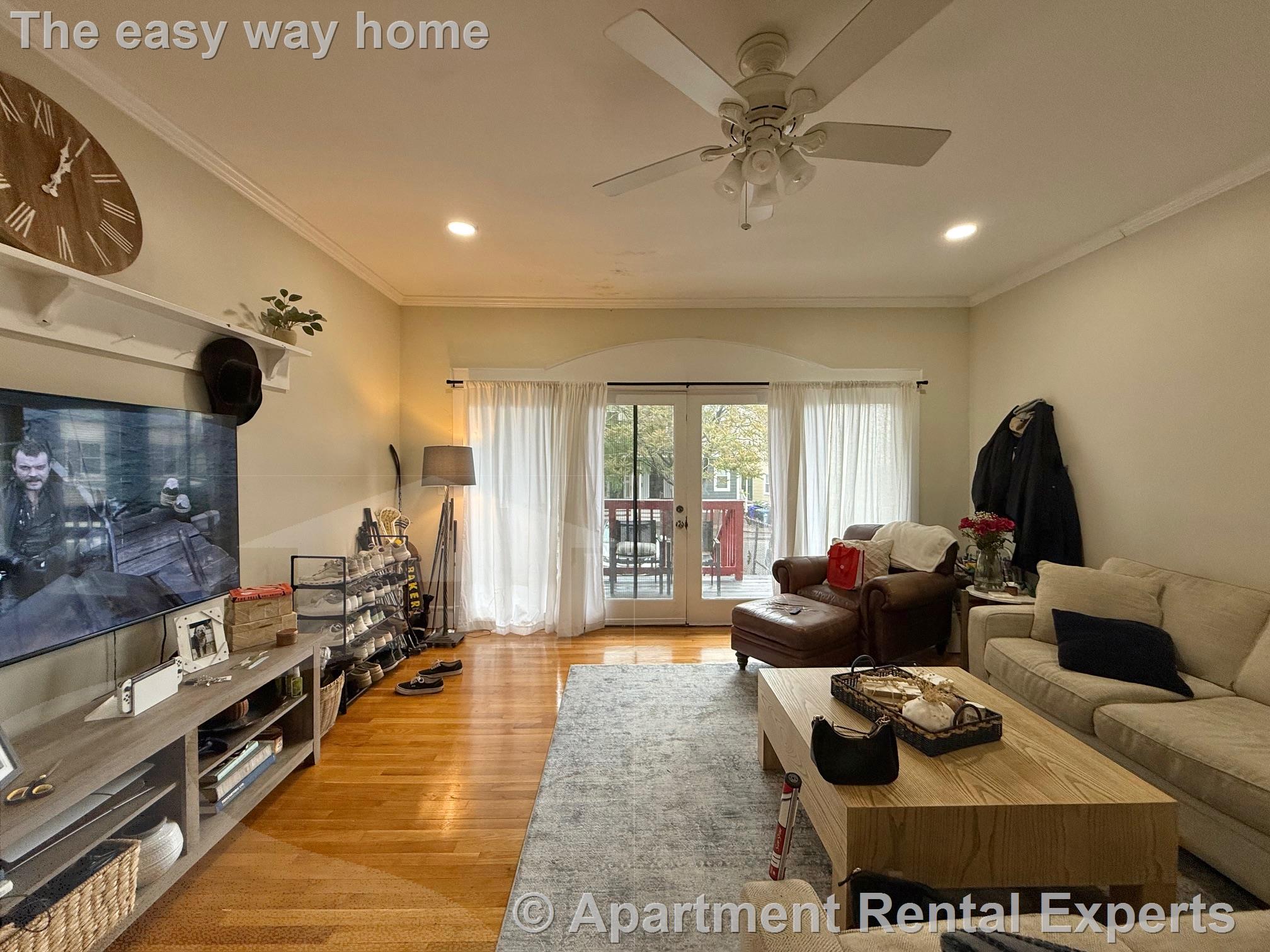 241 West 5th St, Addison-Orange
