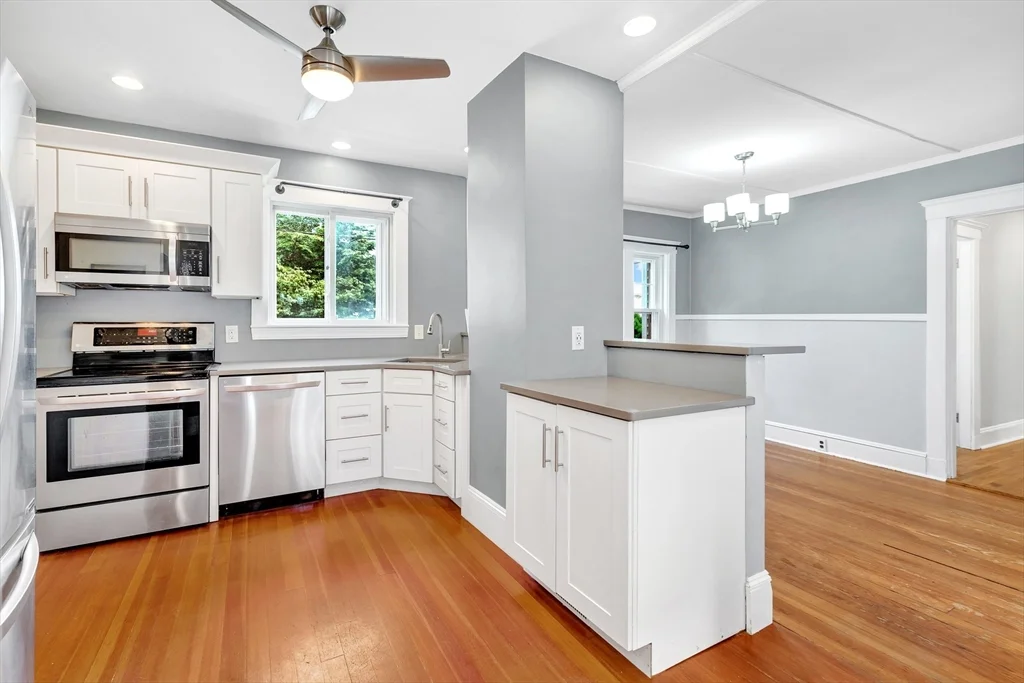 36 Marshall St, Winthrop Center