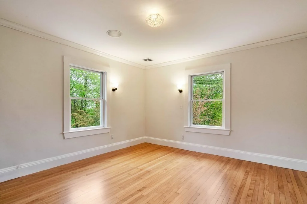 12 Summit Rd, Lexington