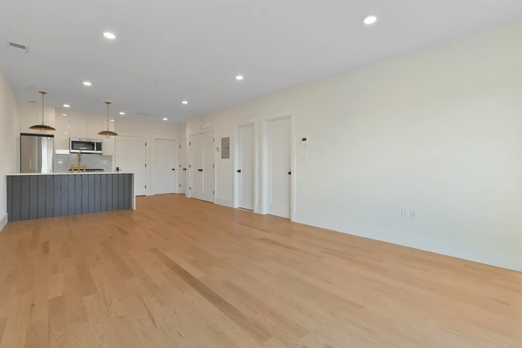 219 Paris, East Boston