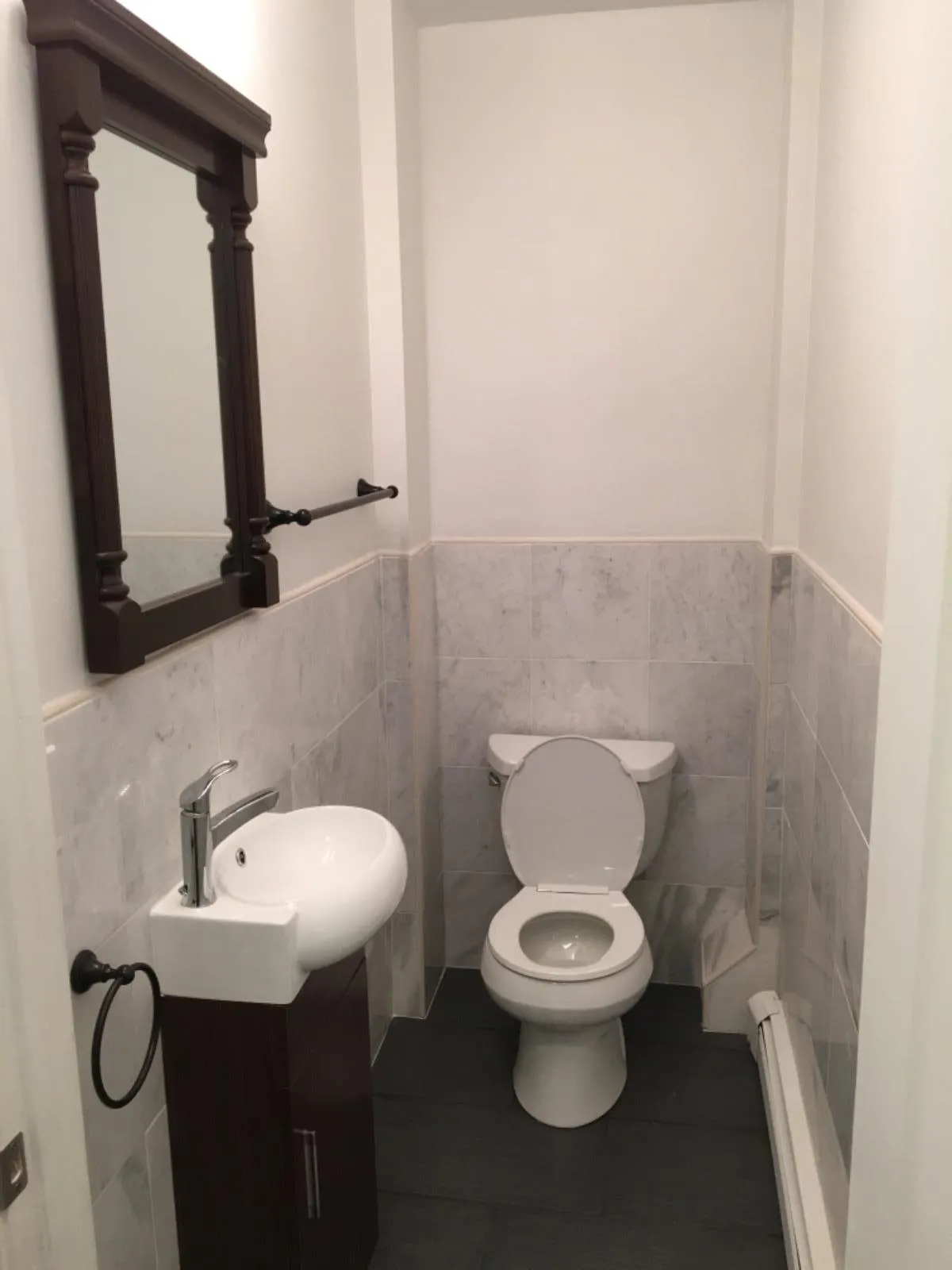 254 Windsor St, The Port