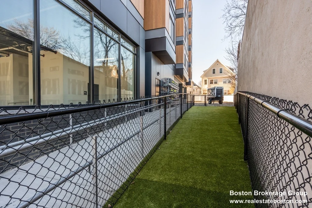 600 Broadway, South Boston