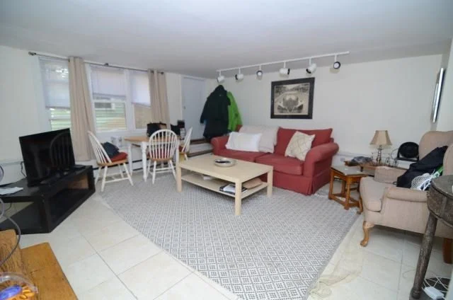 27 Melrose St, Back Bay