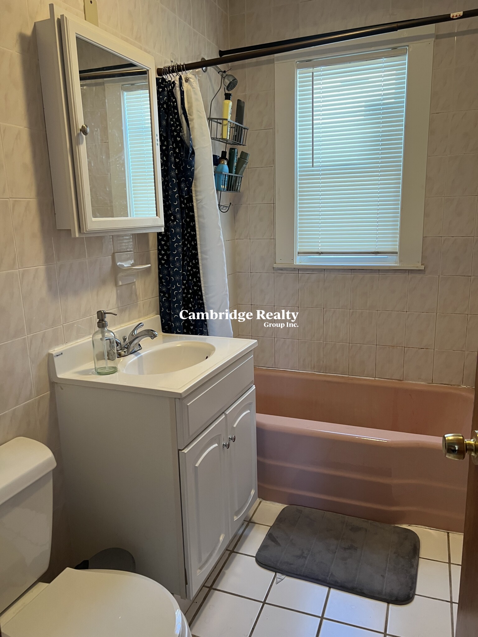 35 Rose St, Ward Two