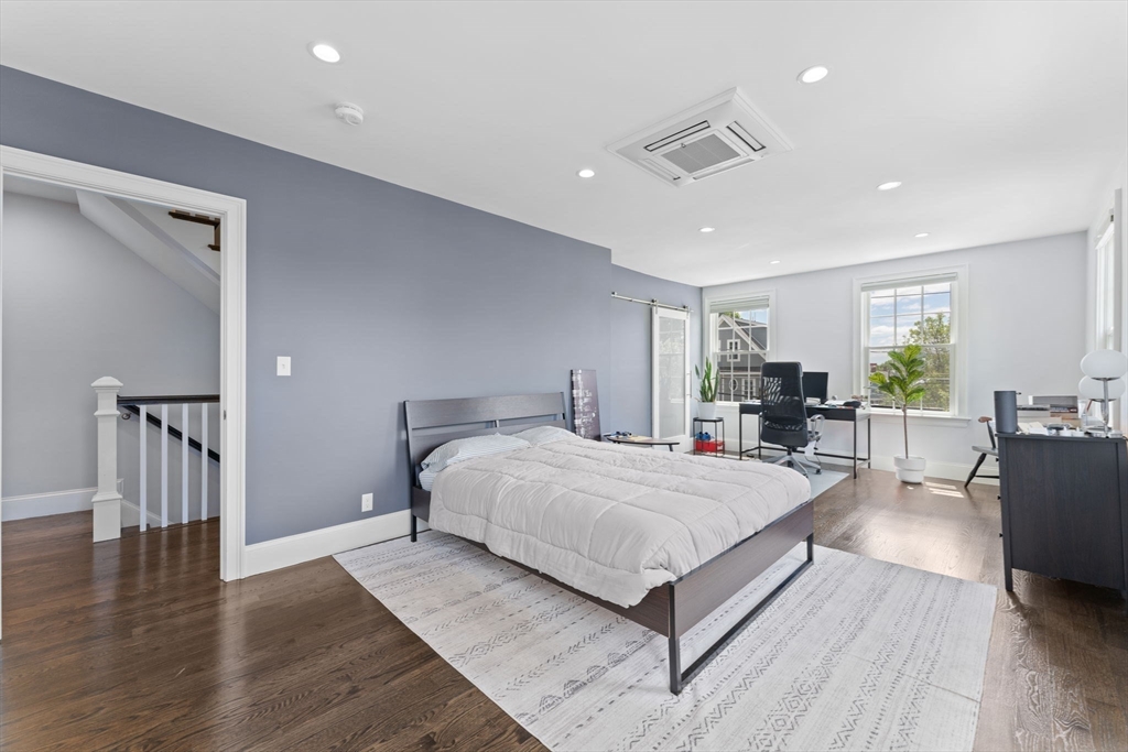 23 Chickatawbut St, Dorchester