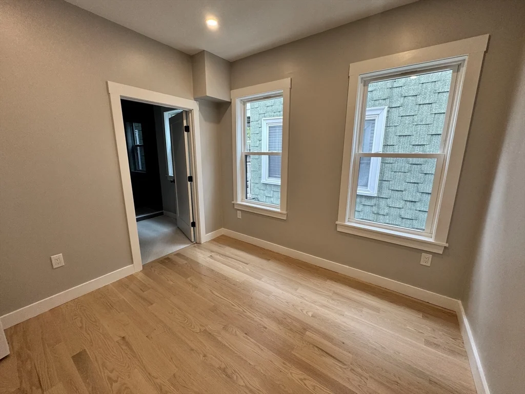 272 E Cottage St, Dorchester