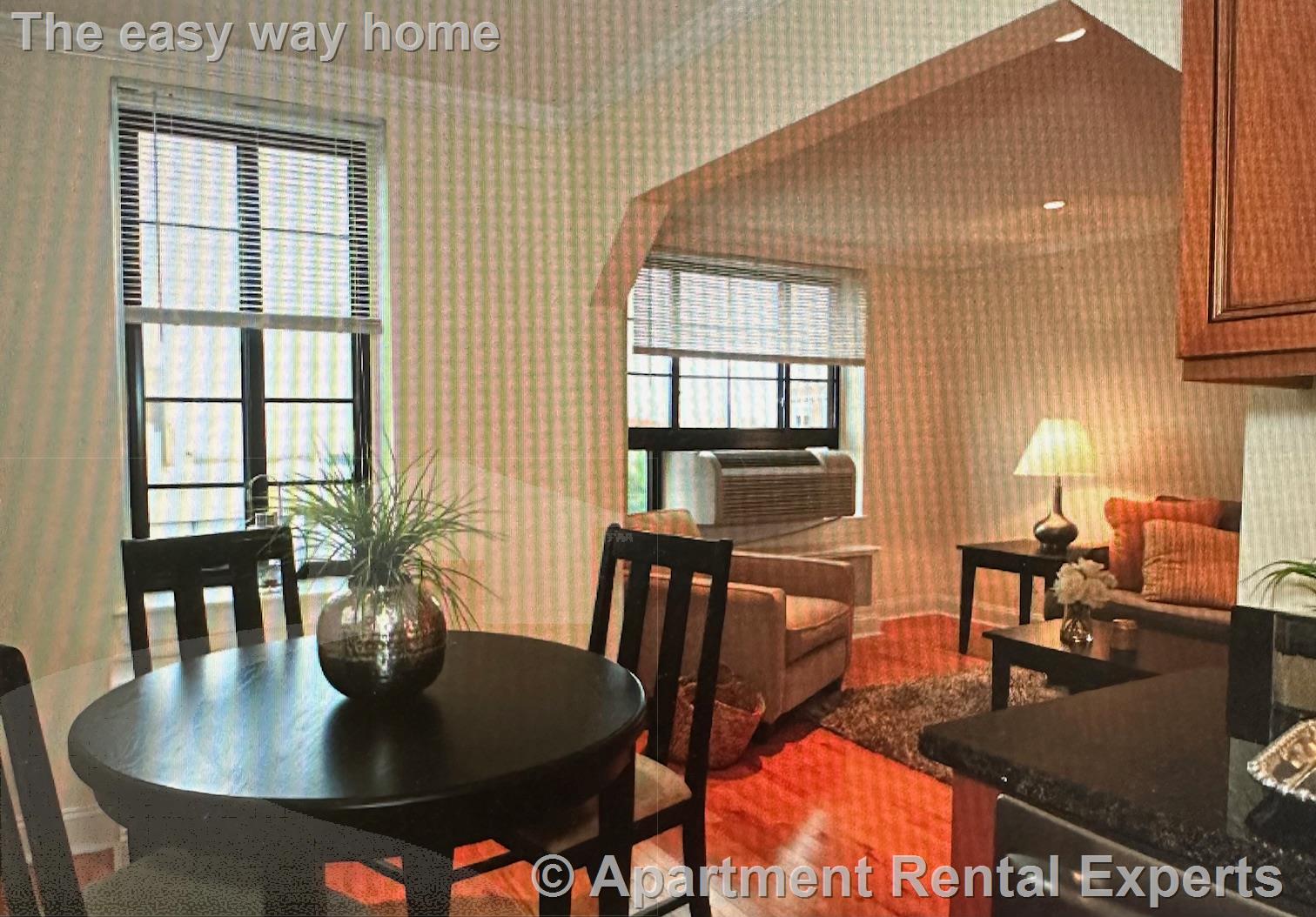 60 Brattle St, Harvard Square