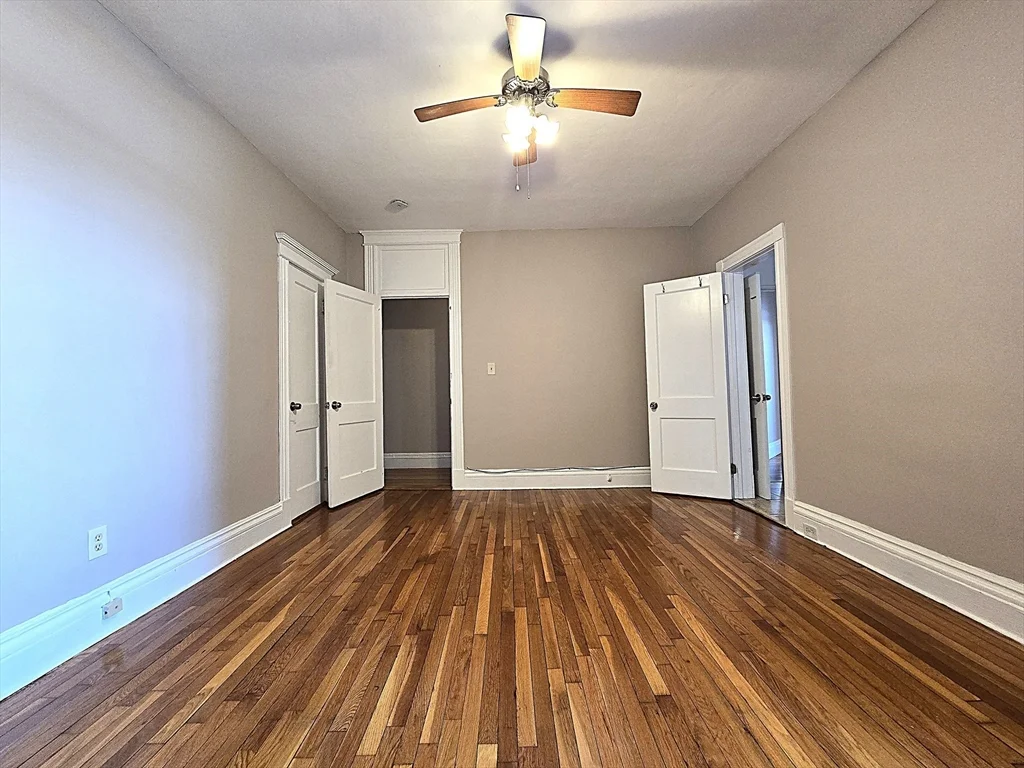 25 Alton Pl, Coolidge Corner
