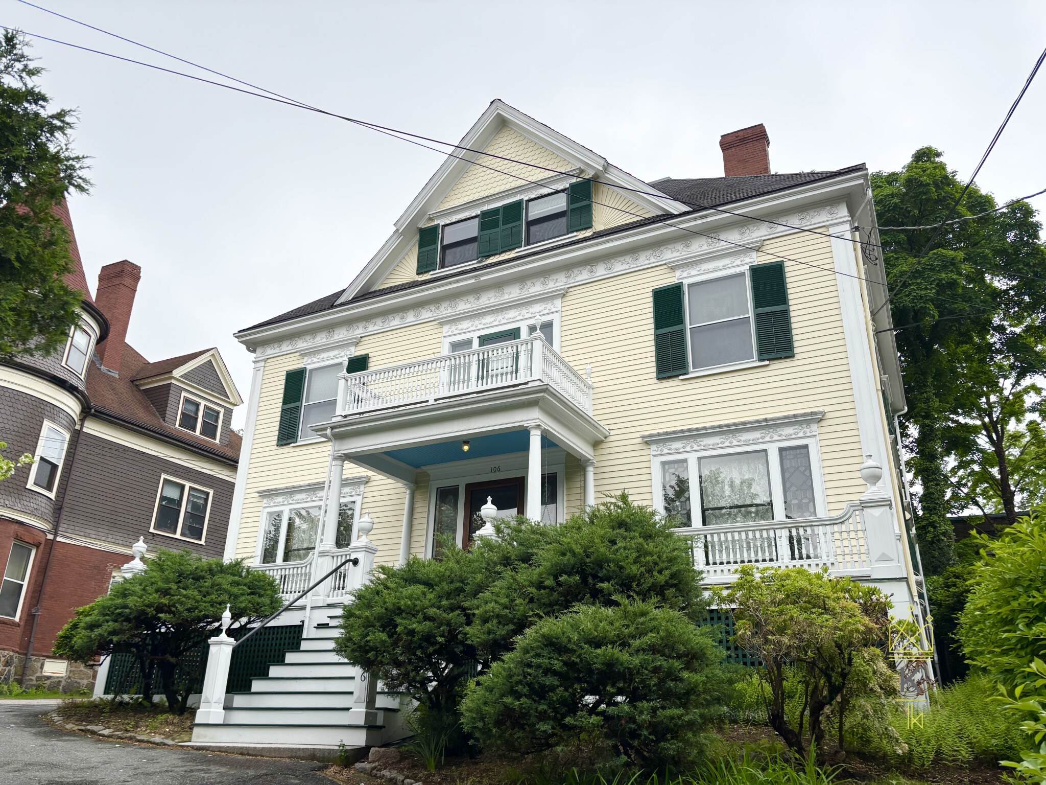 106 Francis St, Coolidge Corner