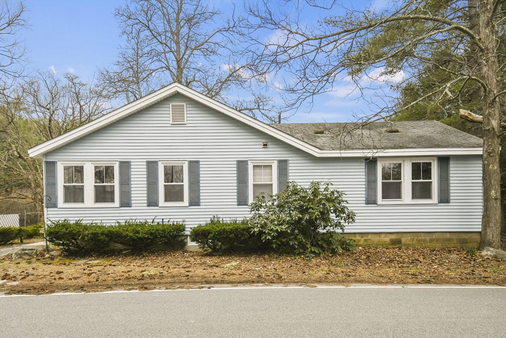 138 Walker Rd, Shirley