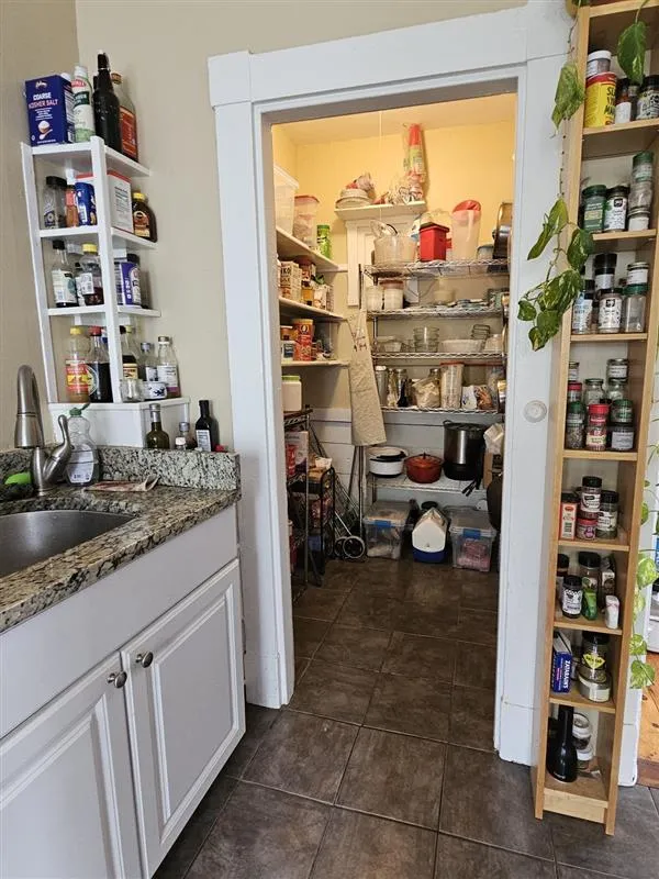 24 Linden Ave, Spring Hill