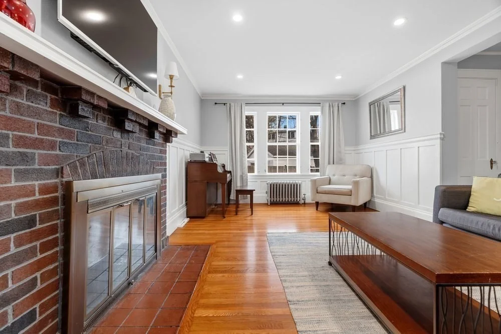 859 Fellsway W, Medford