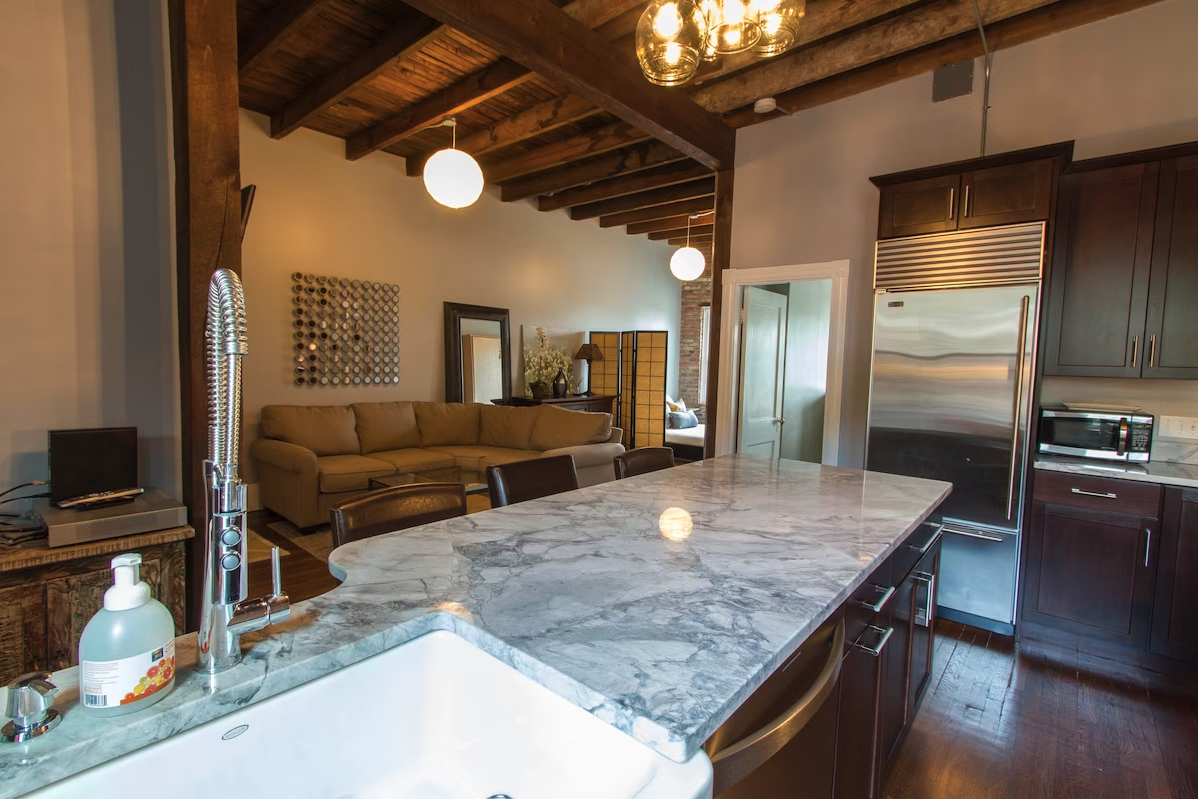 1870 Commonwealth Ave, Brighton