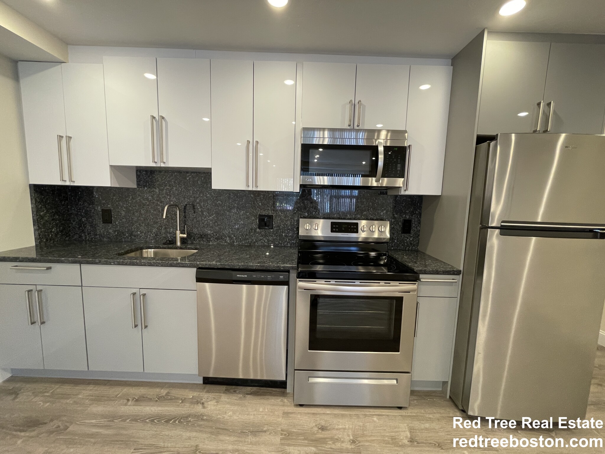 1028 Commonwealth Ave, Boston