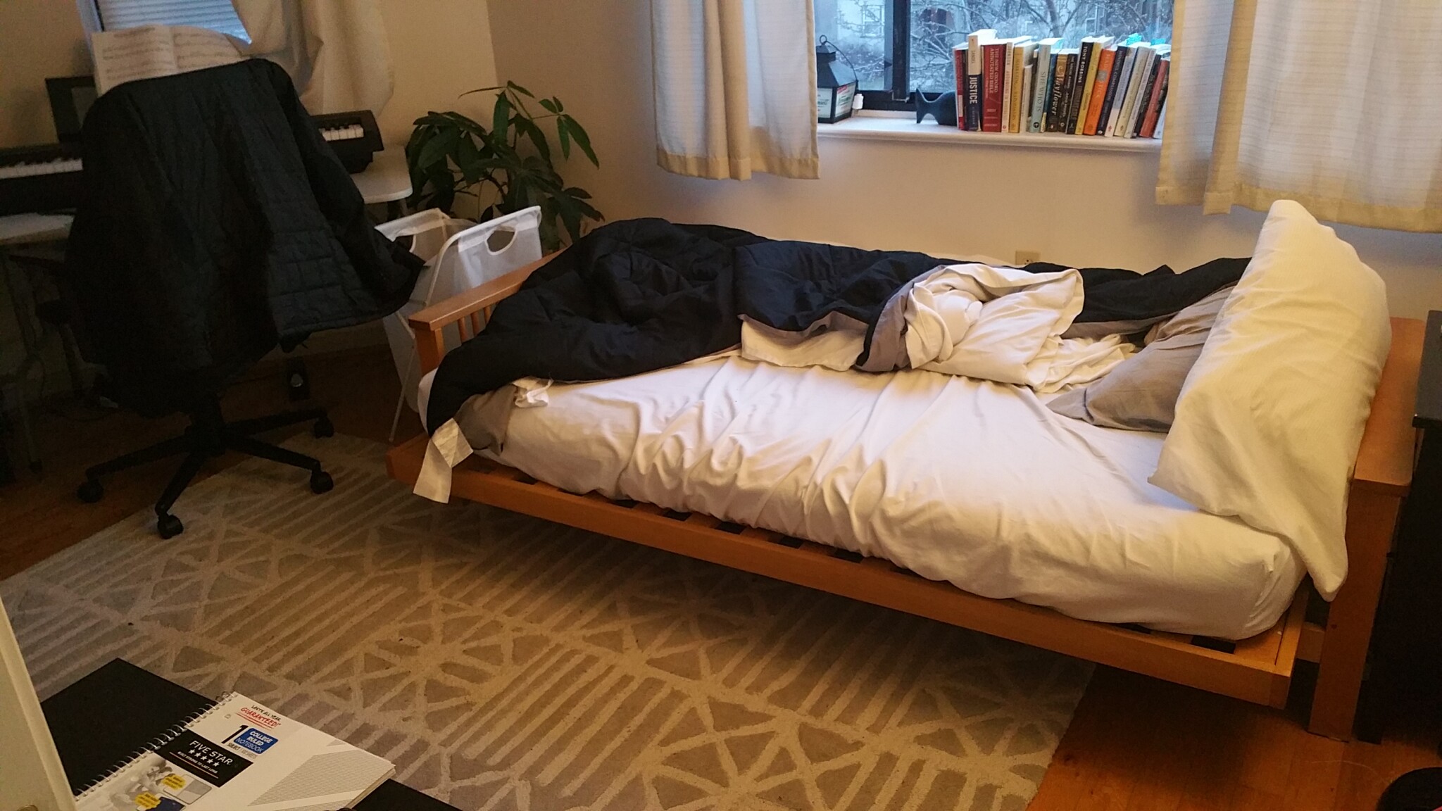 1933 Commonwealth Ave, Brighton