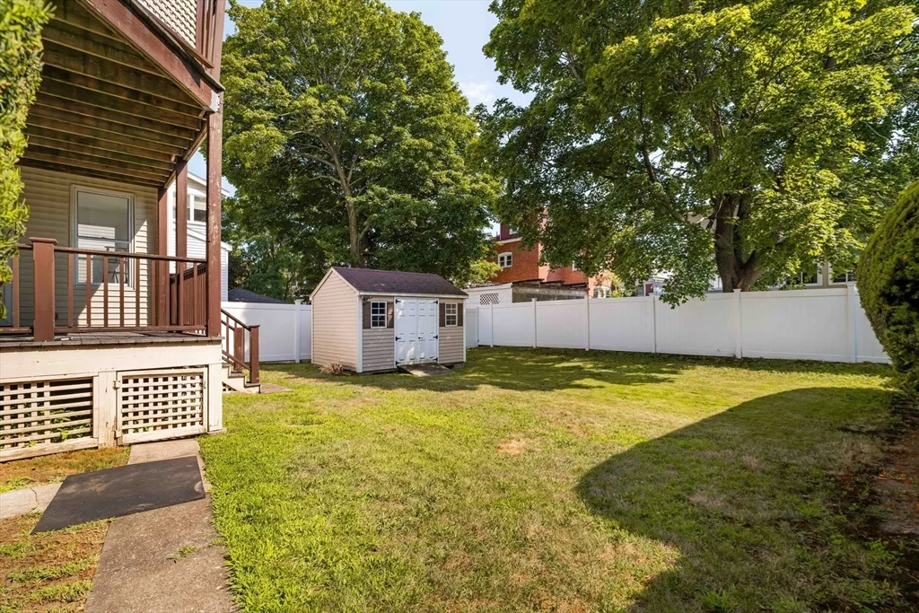 18 Newcastle Rd, Brighton