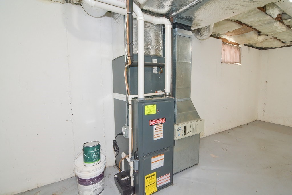 33 Robin Rd, Westborough